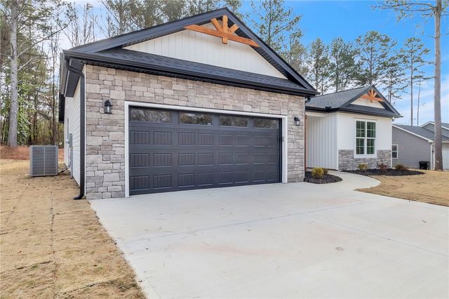 120 Spearman Drive, Pelzer, SC 29669