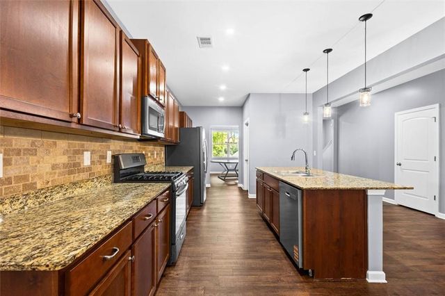 407 Aviary Lane, Dallas, GA 30132