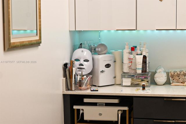 10780 MED SPA NEAR FIU, Sweetwater, FL 33174