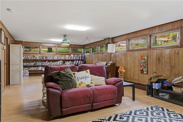 43 SANDYS Lane, Horseheads, NY 14845