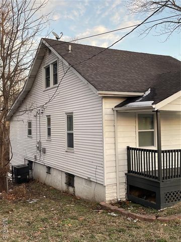 2708 Old Hanley Road, St Louis, MO 63114