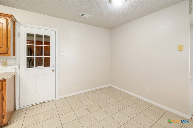 1014 N 4th Street, Copperas Cove, TX 76522