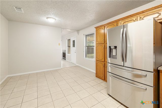 1014 N 4th Street, Copperas Cove, TX 76522