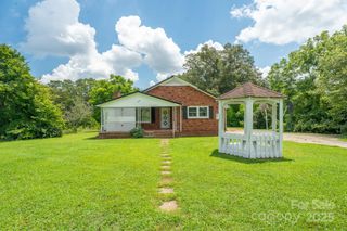 1851 Enon Road, Valdese, NC 28690