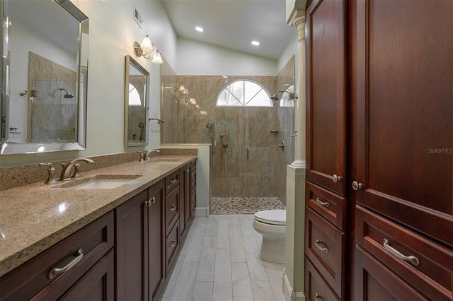 2639 ROYAL LIVERPOOL DRIVE, Tarpon Springs, FL 34688