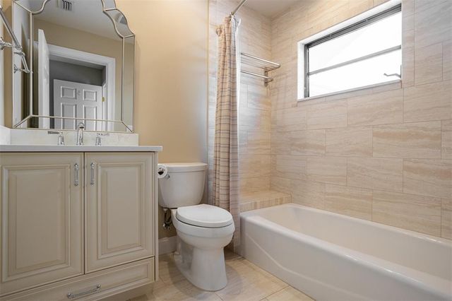2639 ROYAL LIVERPOOL DRIVE, Tarpon Springs, FL 34688