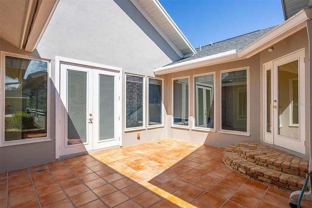 2639 ROYAL LIVERPOOL DRIVE, Tarpon Springs, FL 34688
