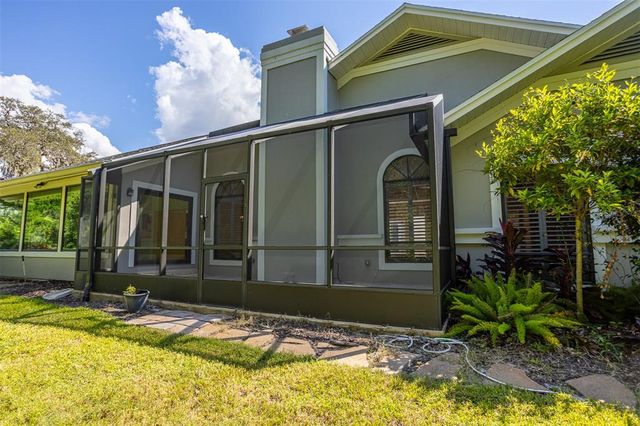 2639 ROYAL LIVERPOOL DRIVE, Tarpon Springs, FL 34688