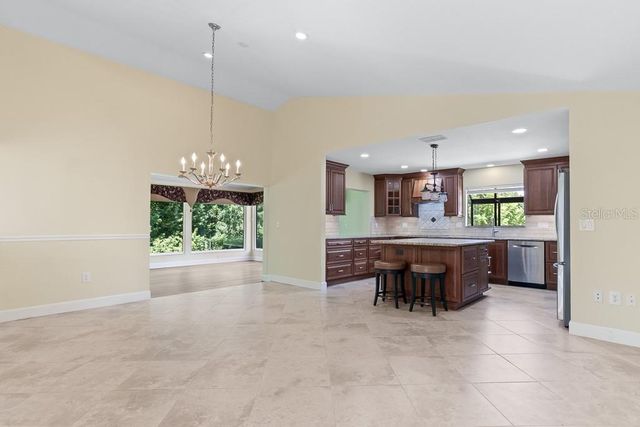 2639 ROYAL LIVERPOOL DRIVE, Tarpon Springs, FL 34688
