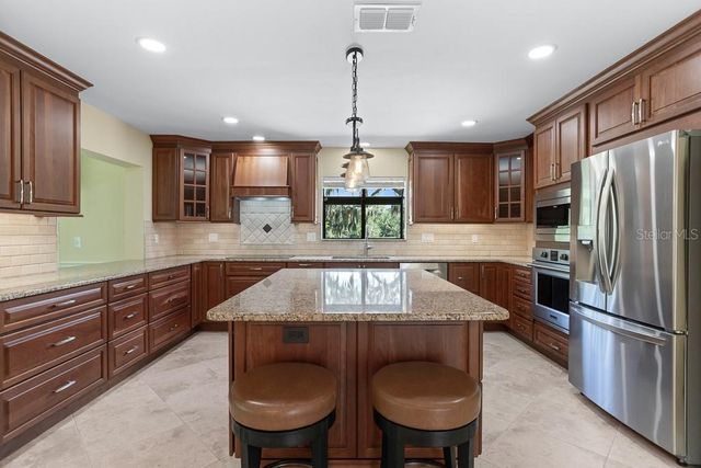 2639 ROYAL LIVERPOOL DRIVE, Tarpon Springs, FL 34688