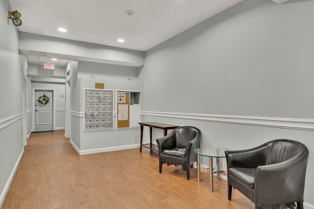 19 Wiget St 505, Boston, MA 02113