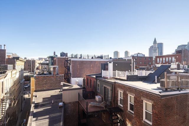 19 Wiget St 505, Boston, MA 02113