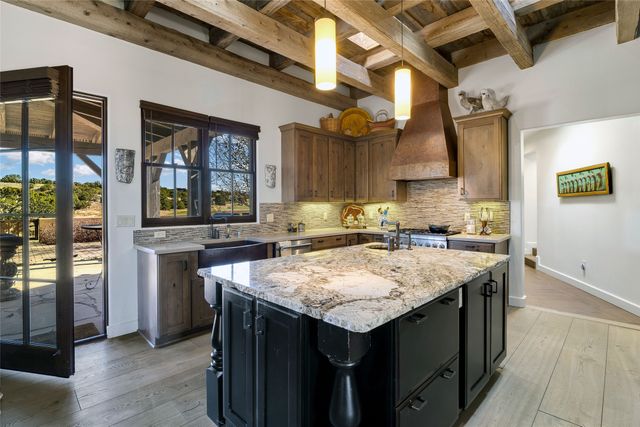 5 Plaza Ortega, Santa Fe, NM 87506