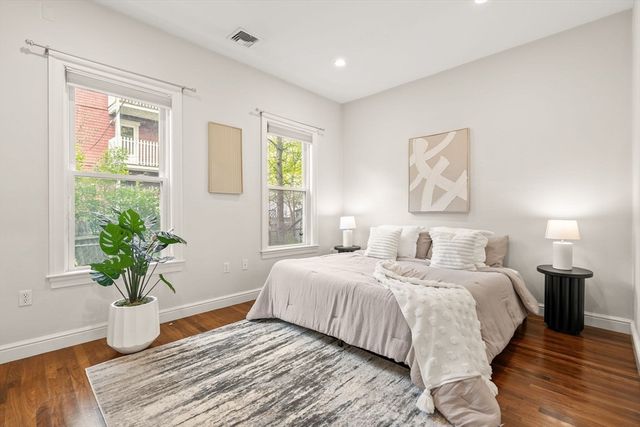 72 Tuttle St 1, Boston, MA 02125