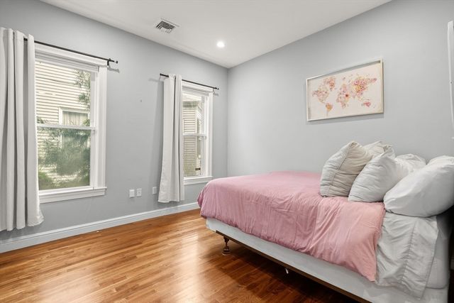 72 Tuttle St 1, Boston, MA 02125