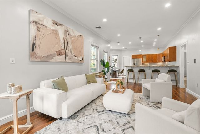 72 Tuttle St 1, Boston, MA 02125