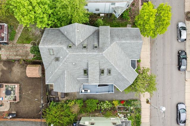 72 Tuttle St 1, Boston, MA 02125