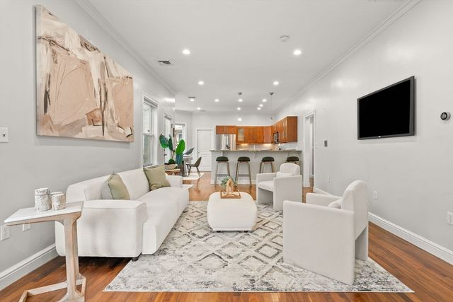 72 Tuttle St 1, Boston, MA 02125