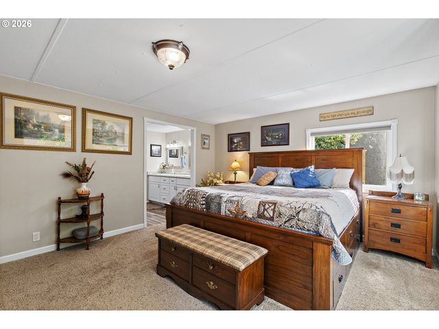 20341 Se HELZER Way, Damascus, OR 97089