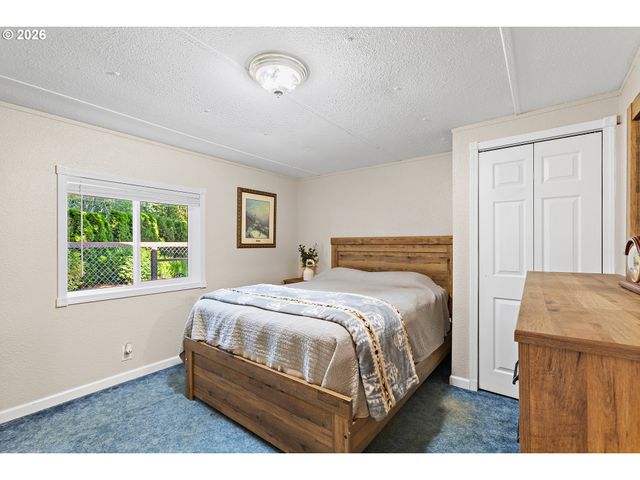 20341 Se HELZER Way, Damascus, OR 97089