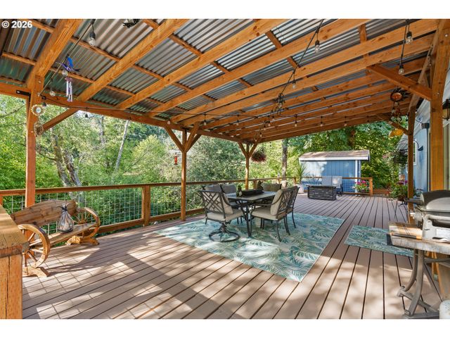 20341 Se HELZER Way, Damascus, OR 97089