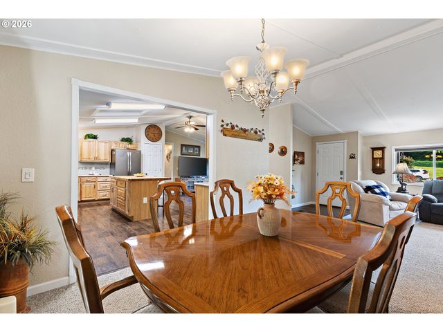 20341 Se HELZER Way, Damascus, OR 97089