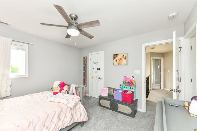 4825 Aberdeen Drive, Zionsville, IN 46077