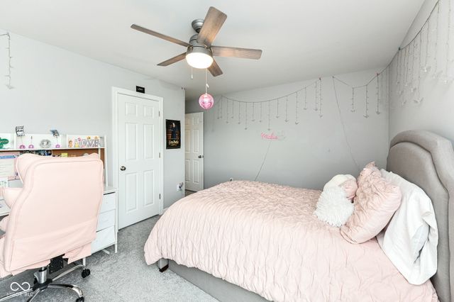 4825 Aberdeen Drive, Zionsville, IN 46077
