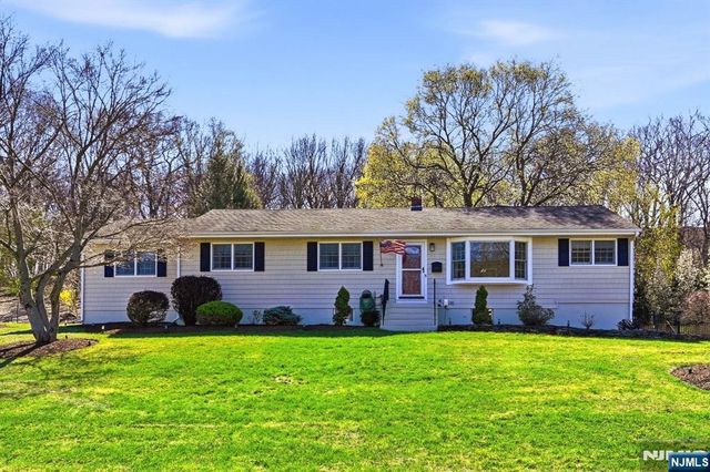 165 Page Drive, Oakland, NJ 07436
