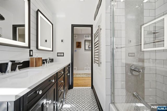 165 Page Drive, Oakland, NJ 07436