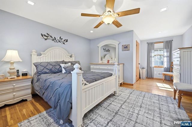 165 Page Drive, Oakland, NJ 07436