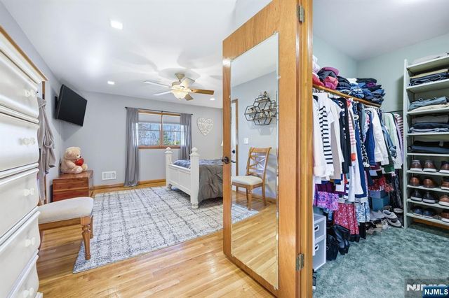 165 Page Drive, Oakland, NJ 07436