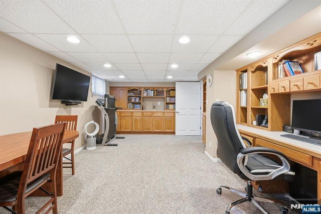165 Page Drive, Oakland, NJ 07436