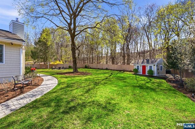 165 Page Drive, Oakland, NJ 07436