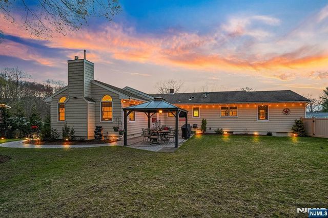 165 Page Drive, Oakland, NJ 07436