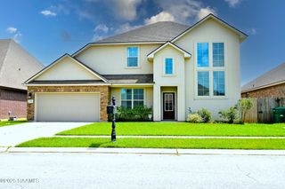 104 Vert Drive, Youngsville, LA 70592