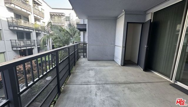 629 Traction Avenue 426, Los Angeles, CA 90013