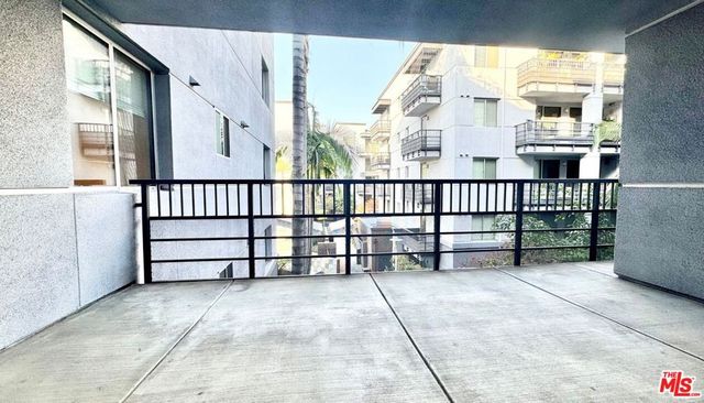 629 Traction Avenue 426, Los Angeles, CA 90013