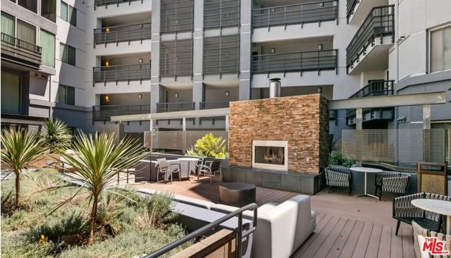 629 Traction Avenue 426, Los Angeles, CA 90013