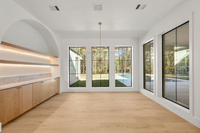 4801 Hawk Canyon Court, Montgomery, TX 77316