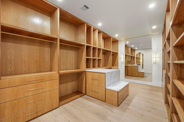 4801 Hawk Canyon Court, Montgomery, TX 77316