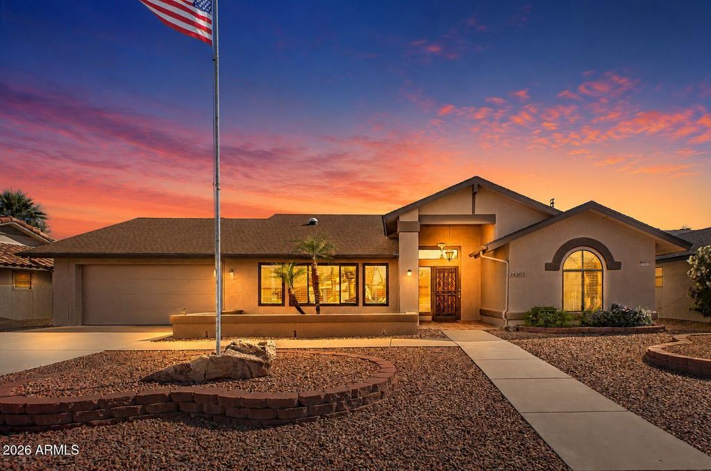 14203 W Summerstar Drive, Sun City West, AZ 85375