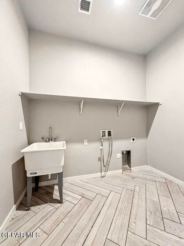 14852 Tierra Fortazela Avenue, El Paso, TX 79938