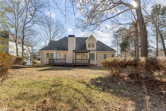 534 Emerald Lake Lane, Sugar Hill, GA 30518