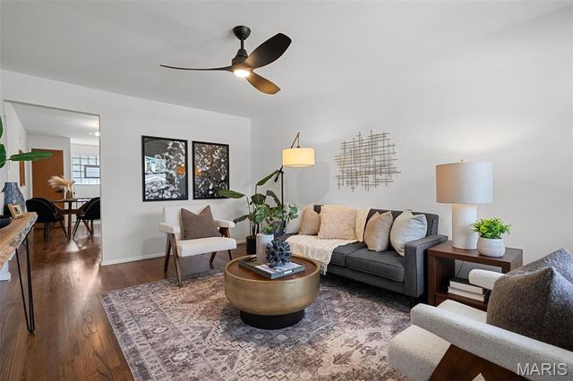 4000 Steffens Avenue, St Louis, MO 63116