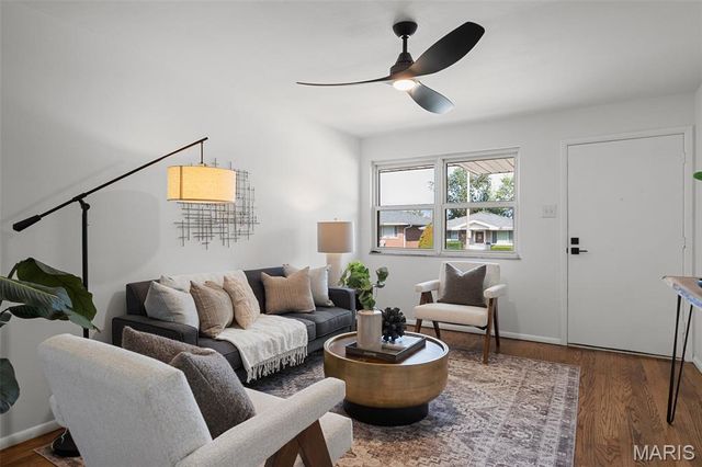 4000 Steffens Avenue, St Louis, MO 63116