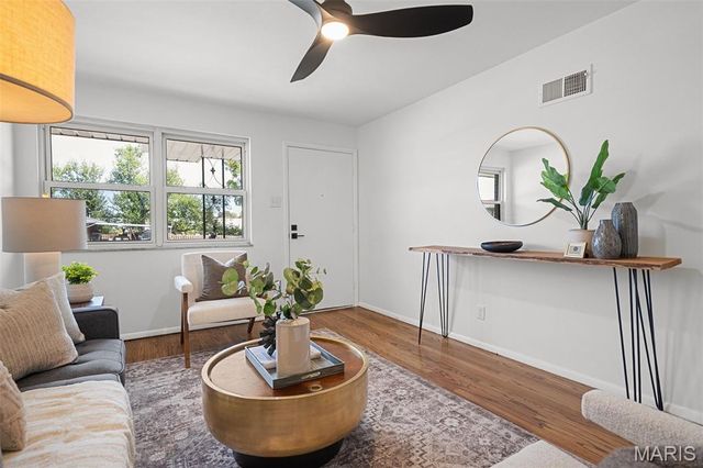 4000 Steffens Avenue, St Louis, MO 63116