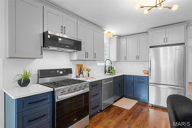 4000 Steffens Avenue, St Louis, MO 63116