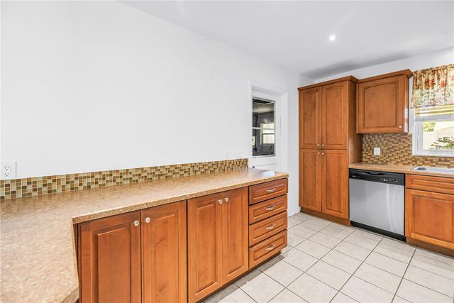 1550 IDLE DRIVE, Largo, FL 33756