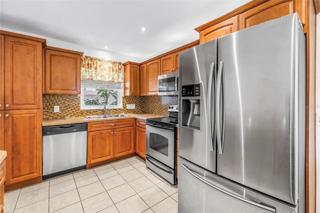 1550 IDLE DRIVE, Largo, FL 33756
